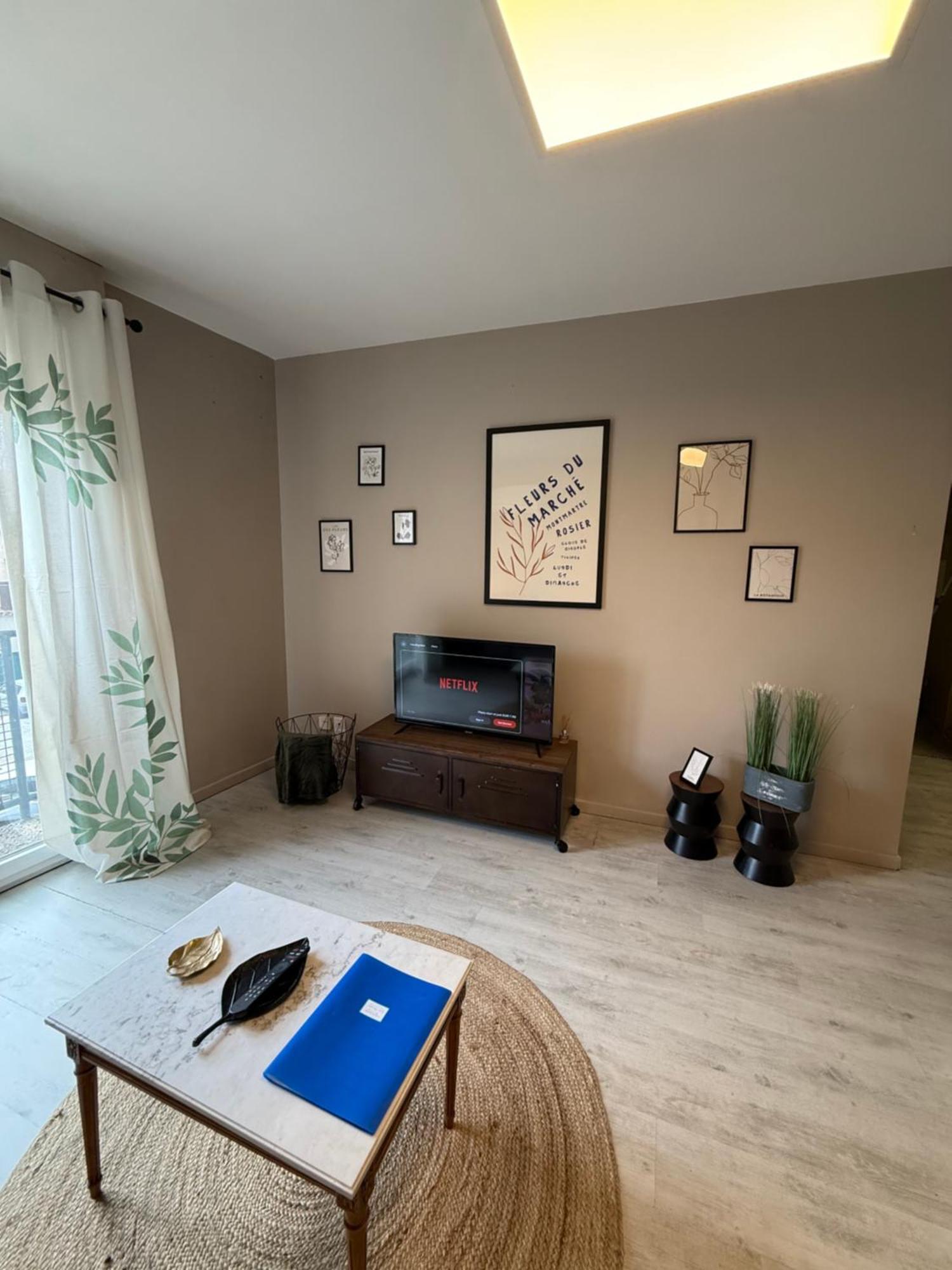 Le Carre Gambetta Apartment Carcassonne Exterior photo