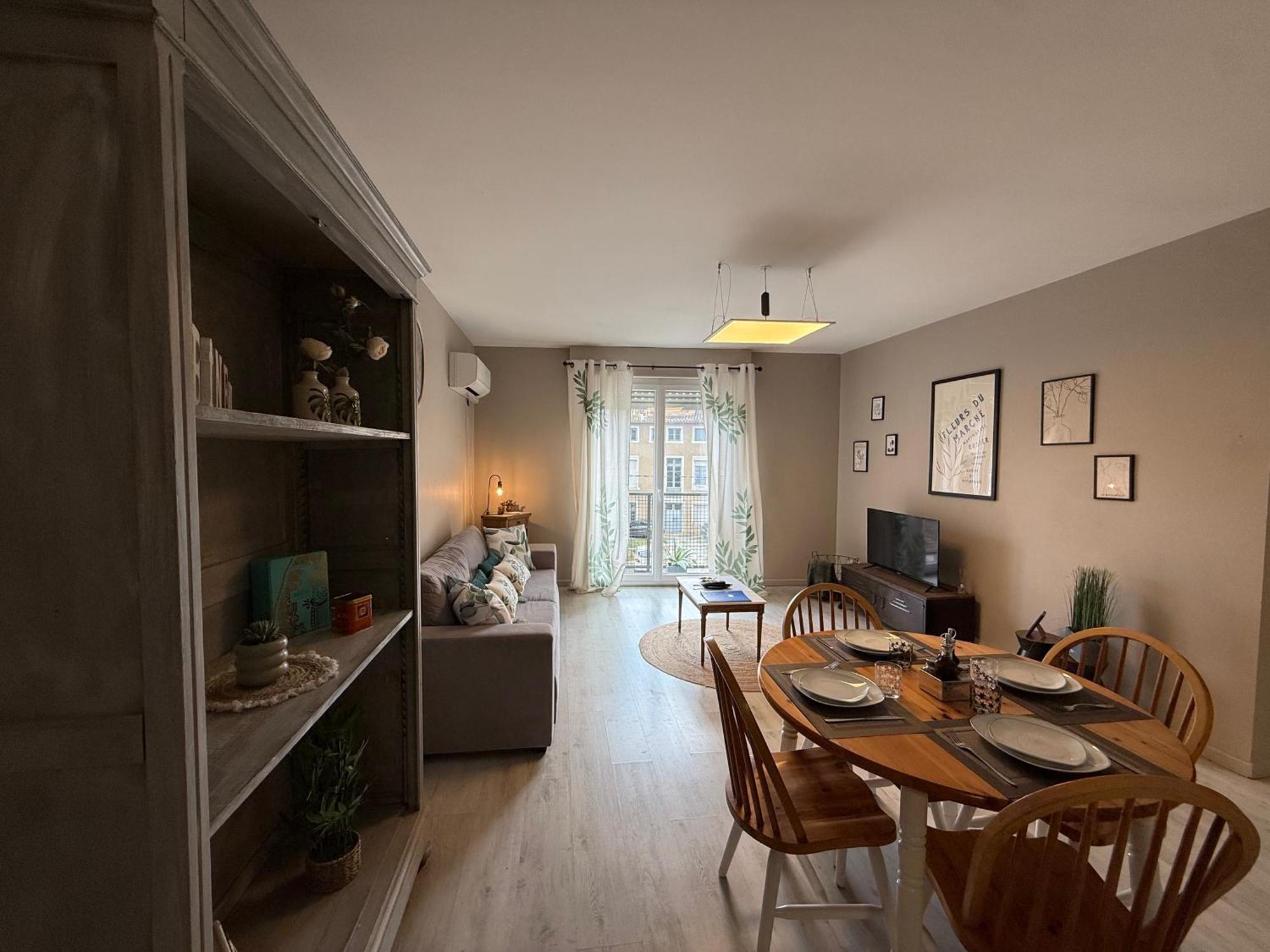 Le Carre Gambetta Apartment Carcassonne Exterior photo